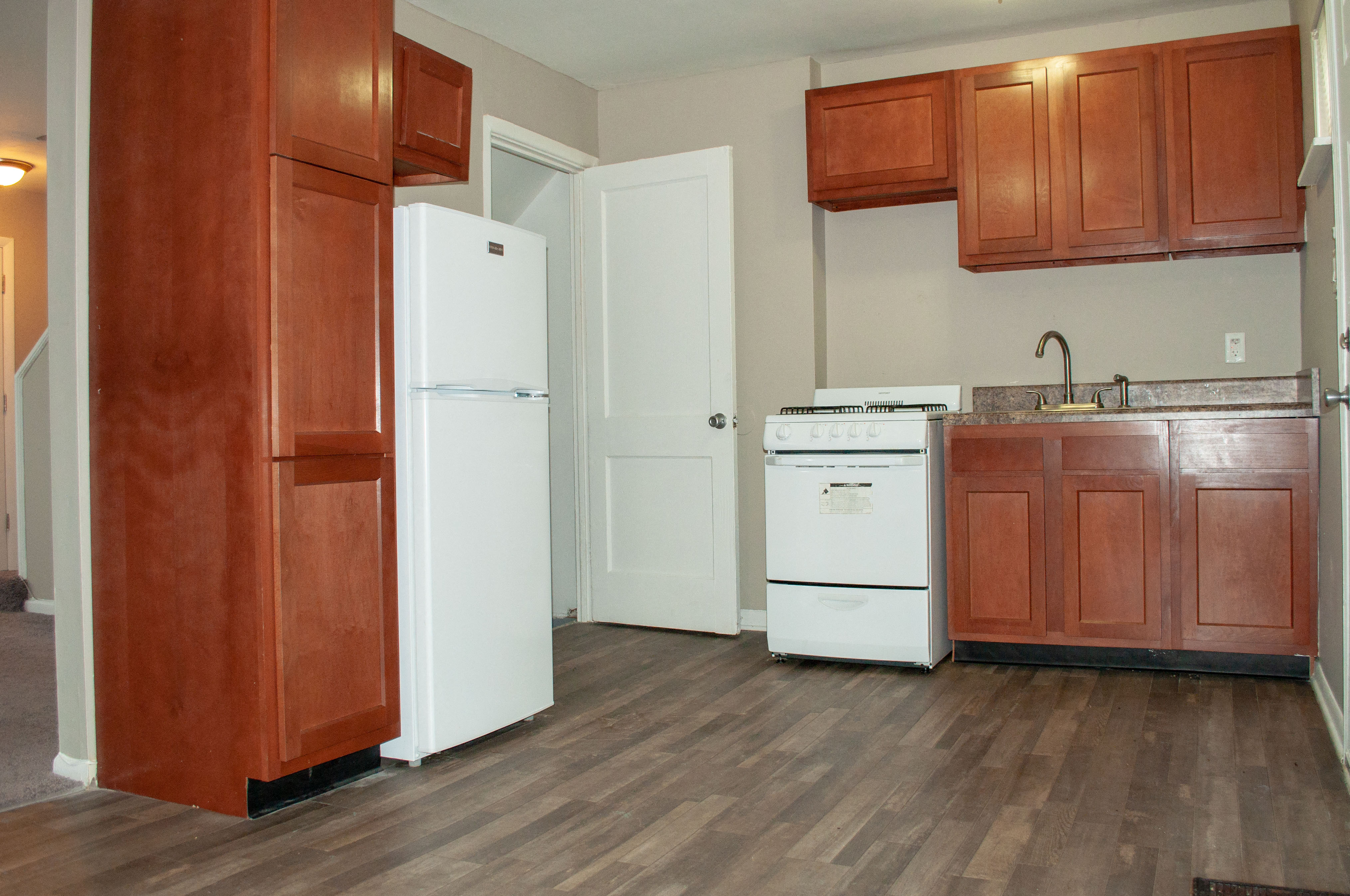 Floor plan for 2 beds, 1 bath, 1340 sqft